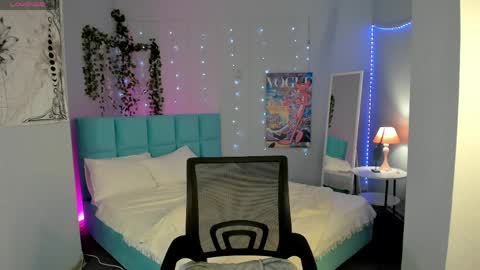 Milena online show from 9, 4, 2026