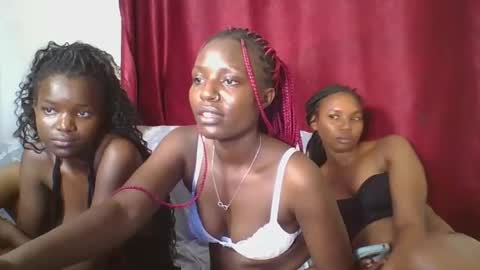 bootie_caramel online show from 20, 2, 2025