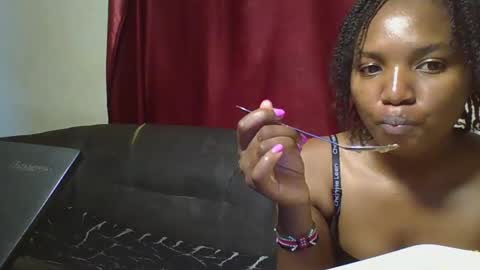 bootie_caramel online show from 2, 3, 2025