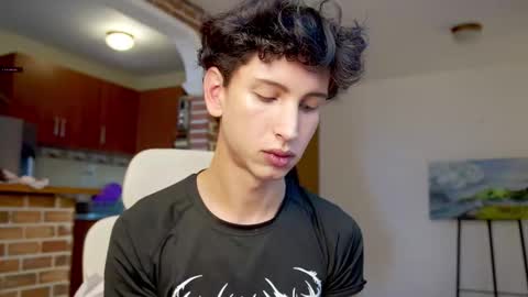 Snapshot of boream_ chatting on 17, 9, 2025 Bream online show from 17, 9, 2025