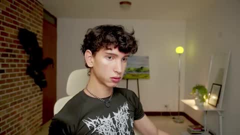 Snapshot of boream_ chatting on 7, 10, 2025 Bream online show from 7, 10, 2025