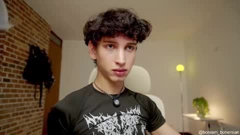 Snapshot of boream_ chatting on 14, 10, 2025 Bream online show from 14, 10, 2025