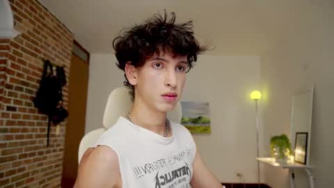 Snapshot of boream_ chatting on 23, 10, 2025 Bream online show from 23, 10, 2025