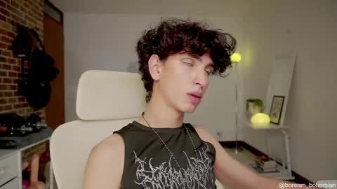 Snapshot of boream_ chatting on 28, 11, 2025 Bream online show from 28, 11, 2025