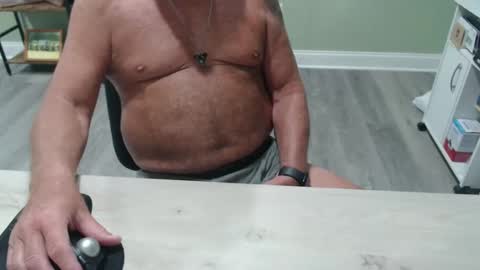 borntobebad2 online show from 17, 4, 2026