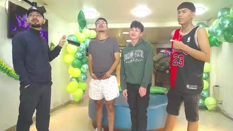 THOMAS AND DAMIAND online show from 10, 3, 2025