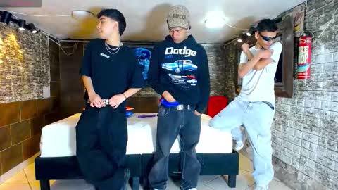 THOMAS AND DAMIAND online show from 14, 9, 2025