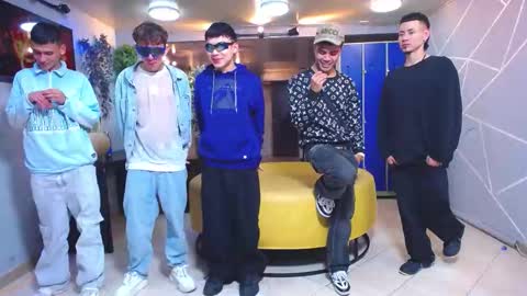 THOMAS AND DAMIAND online show from 27, 9, 2025