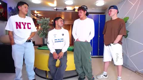 THOMAS AND DAMIAND online show from 20, 10, 2025