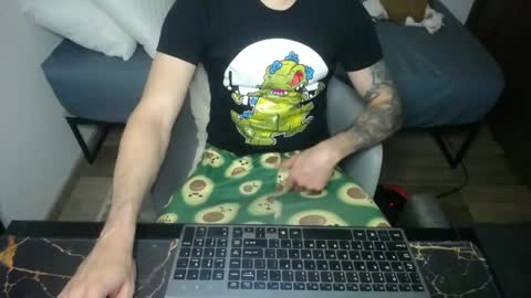 Snapshot of bossking019 chatting on 2, 12, 2024 bossking019 online show from 2, 12, 2024