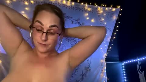 Snapshot of bossmomma chatting on 4, 12, 2024 BossMom online show from 4, 12, 2024