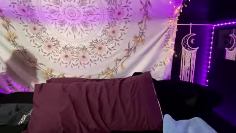 Snapshot of bossmomma chatting on 10, 3, 2025 BossMom online show from 10, 3, 2025