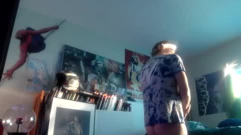 Snapshot of bottomboo7 chatting on 23, 10, 2025 Bottomboo7 online show from 23, 10, 2025