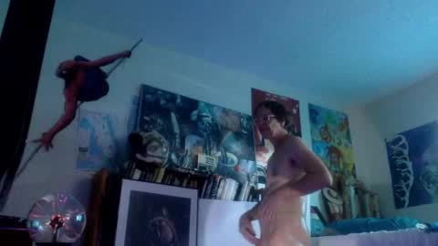 Snapshot of bottomboo7 chatting on 20, 11, 2025 Bottomboo7 online show from 20, 11, 2025