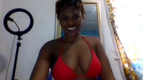 Snapshot of bouncingxxx_ass chatting on 9, 9, 2025 mirabel online show from 9, 9, 2025