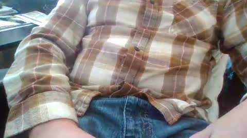 Snapshot of bourbonman144 chatting on 5, 11, 2025 bourbonman144 online show from 5, 11, 2025