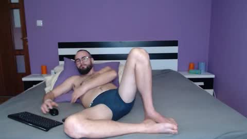 Angel-Boy online show from 7, 11, 2025