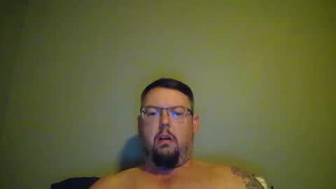 bowtieguy84 online show from 13, 5, 2026