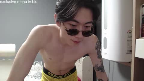 Snapshot of boxman556990 chatting on 2, 10, 2025 boxman556990 online show from 2, 10, 2025