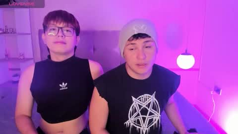 boy2boy_aheat online show from 11, 10, 2025