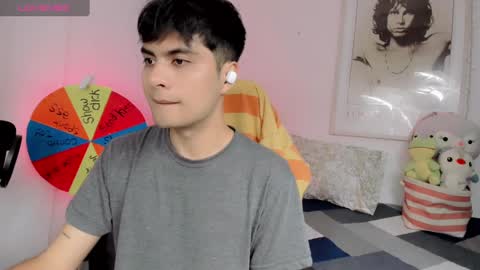 Snapshot of boy_andy__ chatting on 3, 1, 2025 Aaron online show from 3, 1, 2025