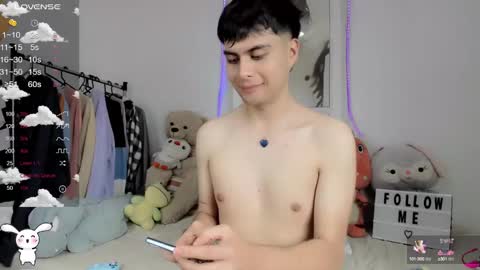 Snapshot of boy_andy__ chatting on 16, 2, 2025 Aaron online show from 16, 2, 2025