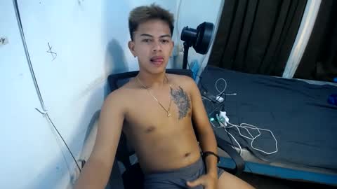 boyax16 online show from 3, 2, 2025