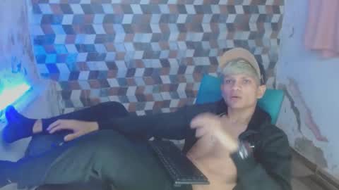 jhon deivis online show from 3, 12, 2024