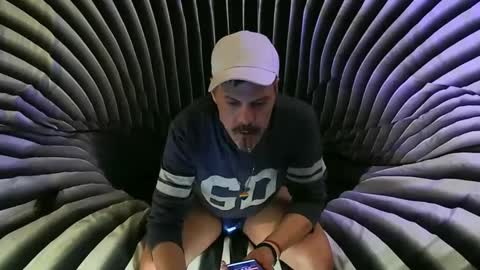 Snapshot of boyblond36 chatting on 4, 3, 2025 Slutty Stud online show from 4, 3, 2025