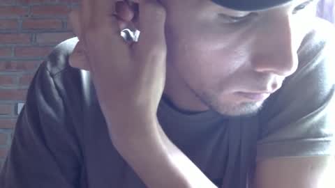 Boy online show from 13, 1, 2026