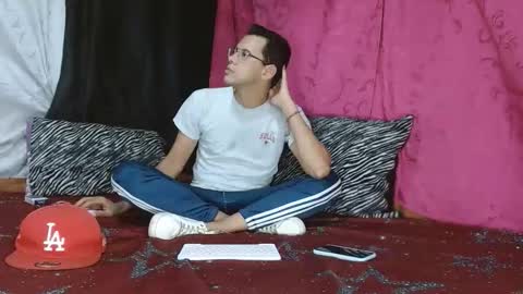 boyfantasies_11 online show from 4, 12, 2025