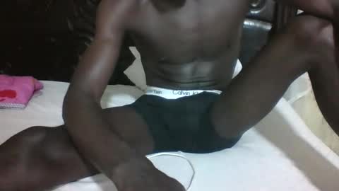 Snapshot of boyguylove chatting on 14, 10, 2025 boyguylove online show from 14, 10, 2025