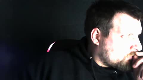 Snapshot of boynextdoooooor chatting on 26, 11, 2025 boynextdoooooor online show from 26, 11, 2025