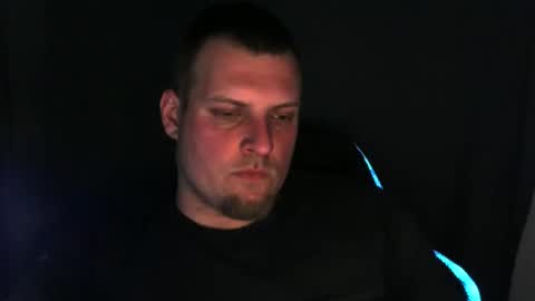 boynextdoooooor online show from 20, 4, 2026