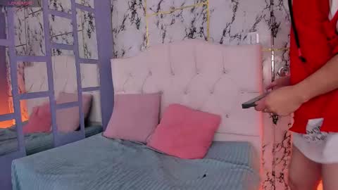 Snapshot of boys_2_play chatting on 26, 11, 2025 Axel Chris online show from 26, 11, 2025