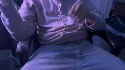 BoyToyBenny online show from 5, 10, 2025