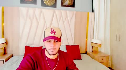 Snapshot of boyxxsexx69 chatting on 2, 11, 2025 Mateo online show from 2, 11, 2025