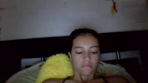 Snapshot of brad_and_emma293215 chatting on 8, 10, 2025 brad_and_emma293215 online show from 8, 10, 2025