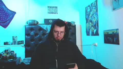 brad hot boy online show from 5, 8, 2026
