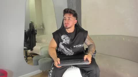 Snapshot of brad_summer chatting on 3, 7, 2026 brad summer online show from 3, 7, 2026