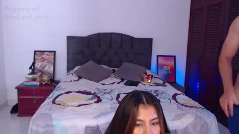 Snapshot of bradandjenn chatting on 23, 1, 2025 Your favorite couple and the best butt on Chatur online show from 23, 1, 2025