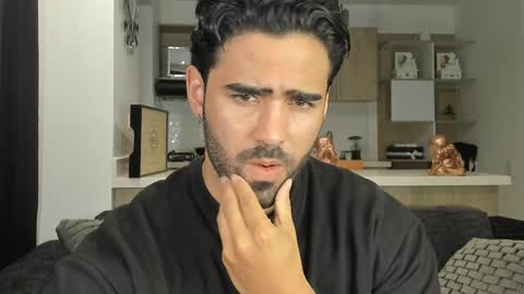 bradleymartin7 online show from 17, 1, 2025