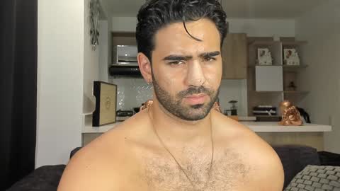 bradleymartin7 online show from 17, 1, 2025