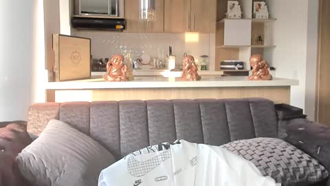 bradleymartin7 online show from 23, 1, 2025