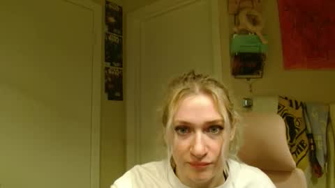 i am a naughty jedi knight online show from 5, 4, 2026