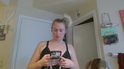 Snapshot of braindeadbetty chatting on 26, 5, 2026 i am a naughty jedi knight online show from 26, 5, 2026