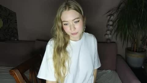 Snapshot of brandaany chatting on 13, 11, 2025 brandaany online show from 13, 11, 2025