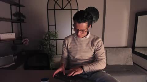 Snapshot of brandon_starkk chatting on 15, 12, 2025 brandon_starkk online show from 15, 12, 2025