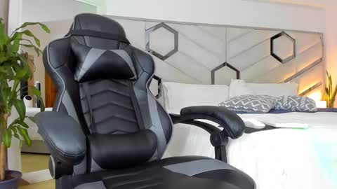 Snapshot of brandonandnat chatting on 10, 12, 2024 Brandon and Nath online show from 10, 12, 2024