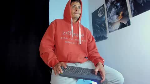 Snapshot of brandonlavitt chatting on 17, 11, 2025 Brandon Lavitt online show from 17, 11, 2025